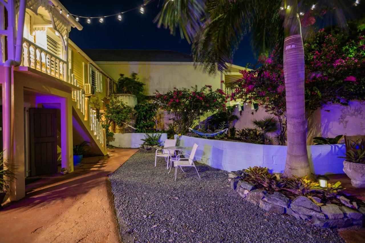 Hotel Victoria House Frederiksted Exteriér fotografie